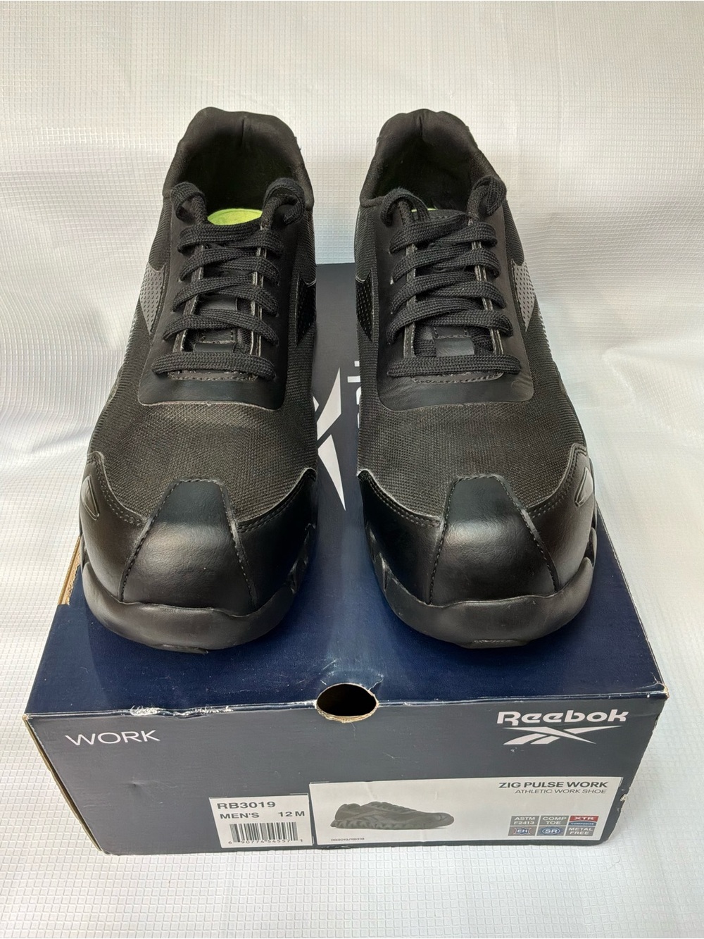 Reebok Men’s Black Athletic Work Sneakers